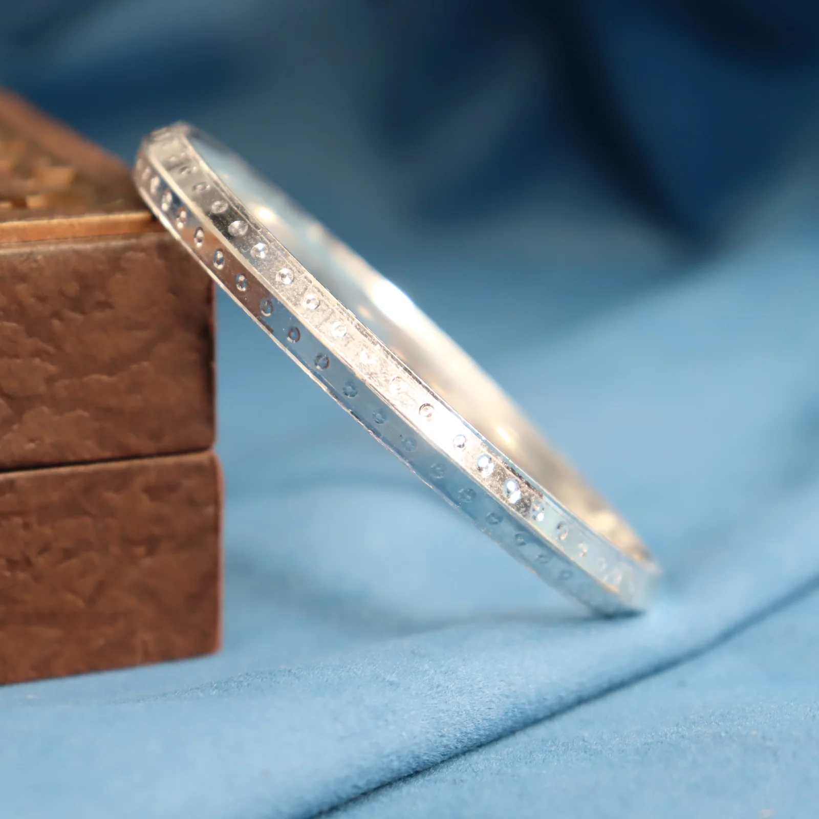 Elegant Gold Necklace